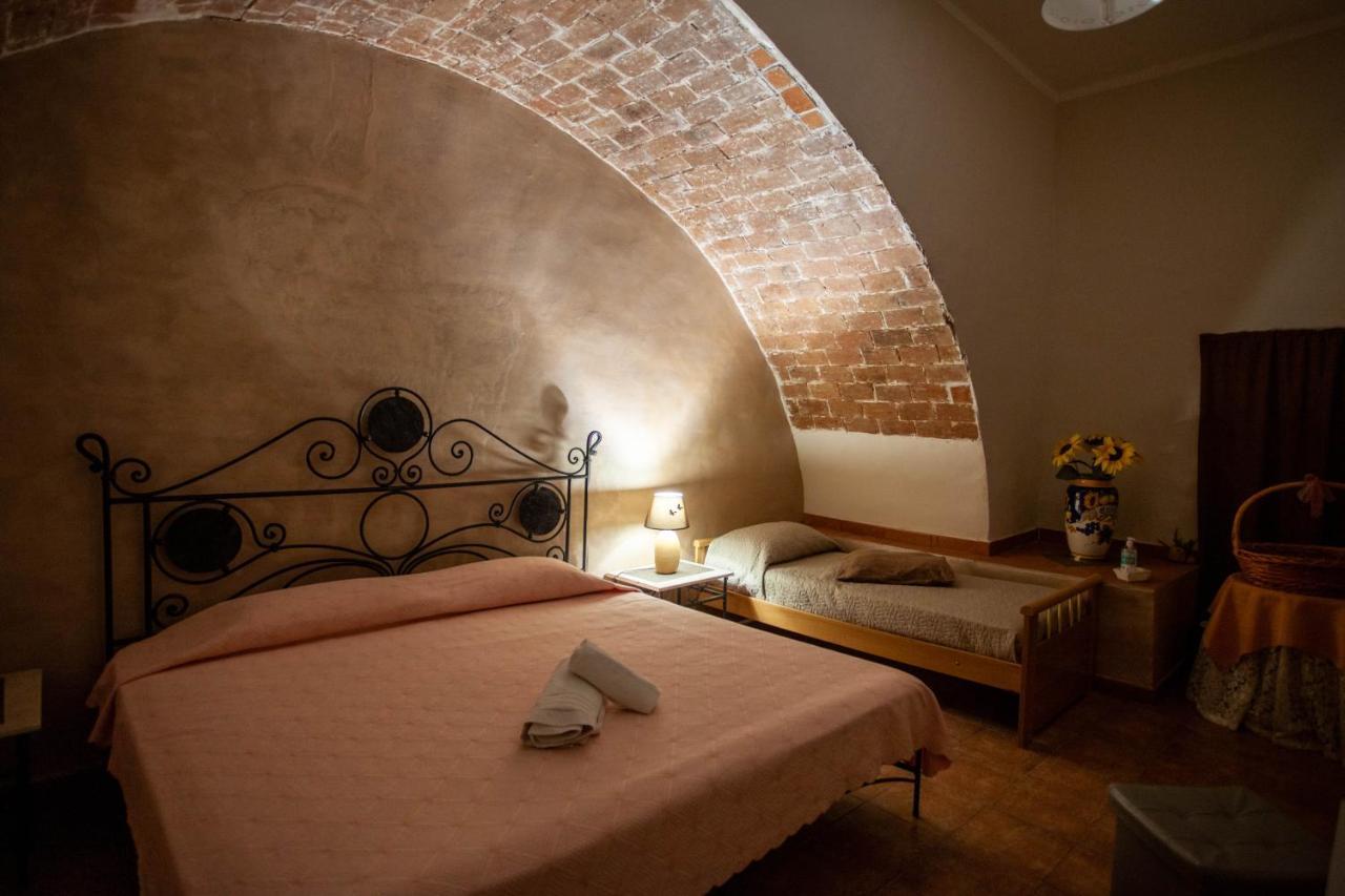 Casa Vacanze Fondaco Di Scillato Scillato  Zewnętrze zdjęcie